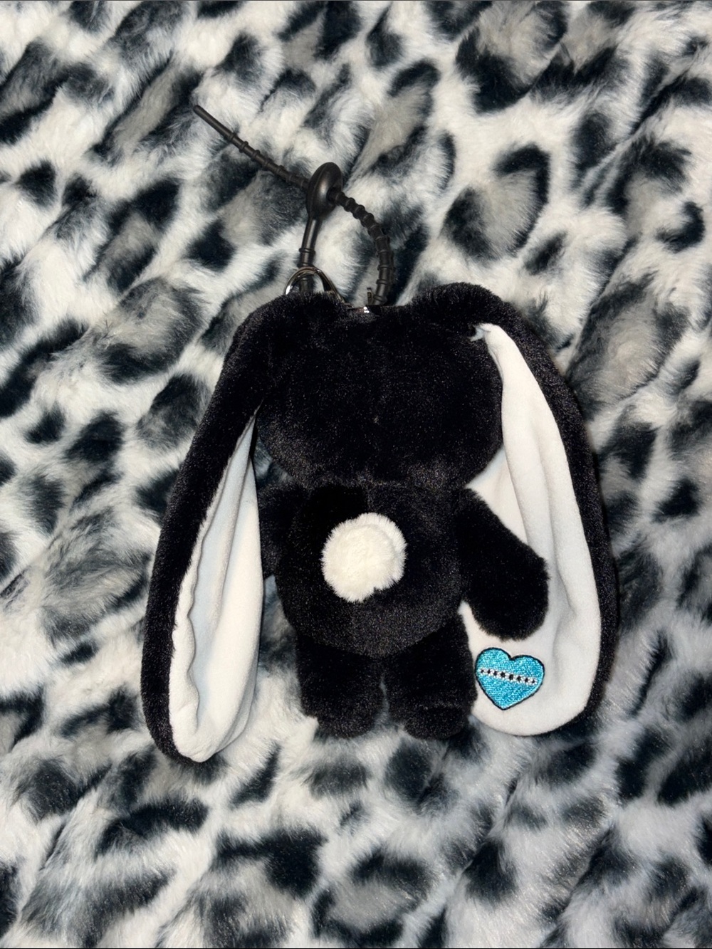 Plushie Dreadfuls Bone Organ Izer Rabbit Plush Keychain - Picture 3 of 3